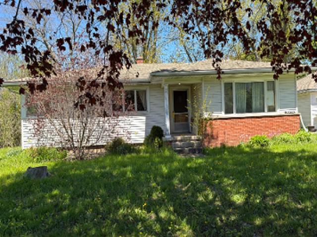 House for sale in Niagara, New York
