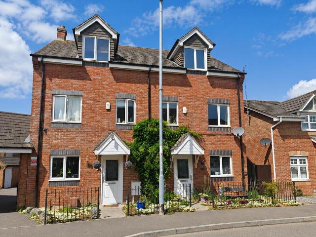 House for rent in Corby