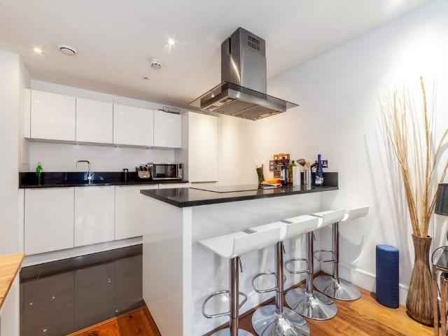 Apartment for rent in Westminster, Victoria