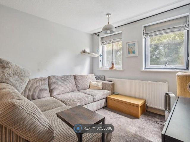 Apartment for rent in Slough