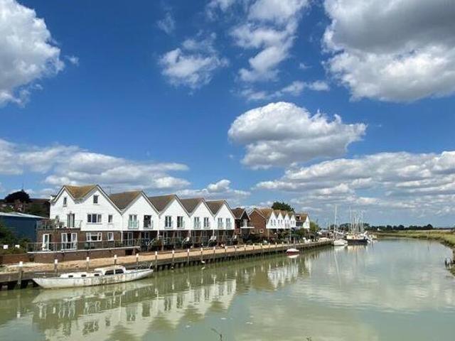 House for sale in Heathlands, East Sussex