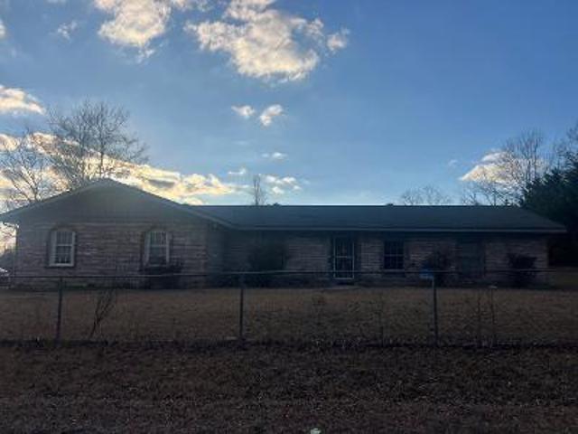 House for sale in Hamilton, Alabama