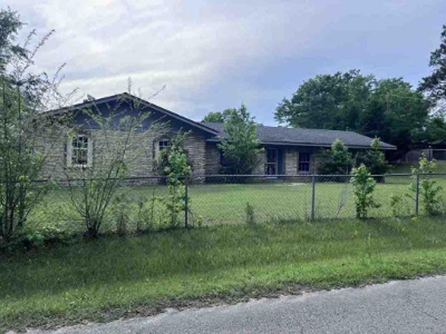 House for sale in Hamilton, Alabama