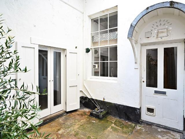 Apartment for rent in Kemptown, Brighton & Hove