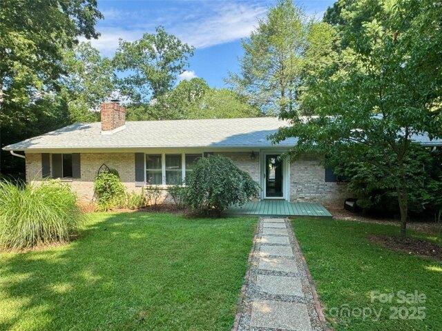 House for sale in Hendersonville