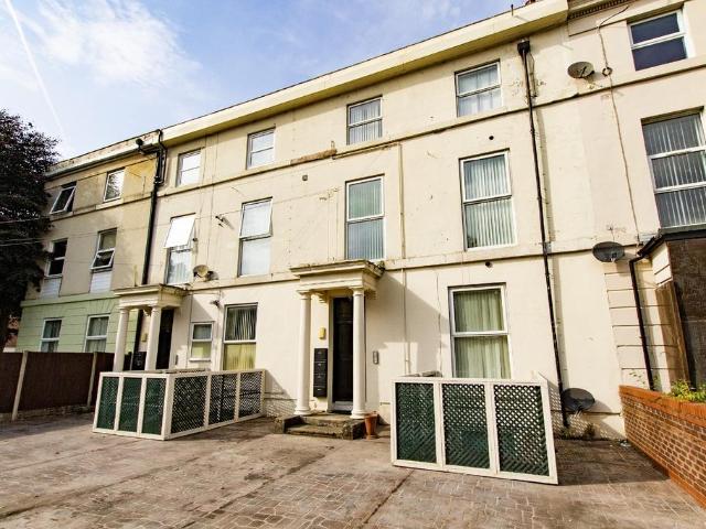 Apartment for rent in New Ferry, Wirral