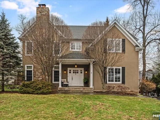 House for sale in Glen Rock, New Jersey