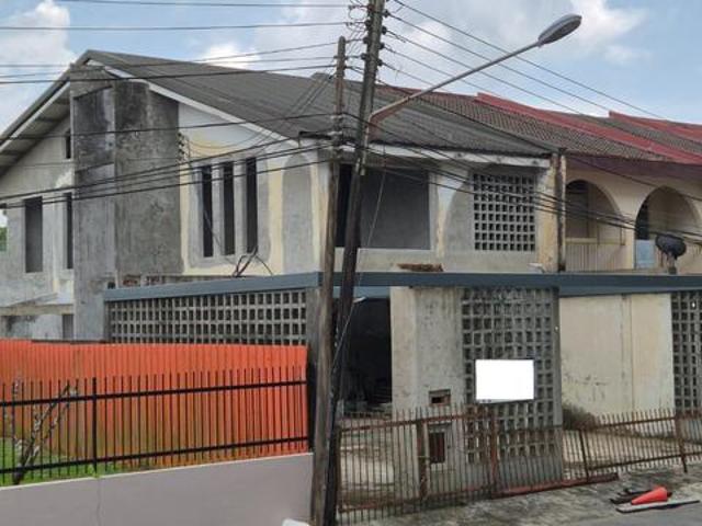 Bungalow for sale in Kuching