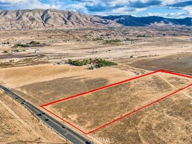 Land for sale in Hesperia, California