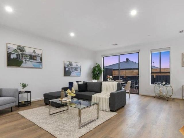 Room for rent in Camerons Creek, Victoria