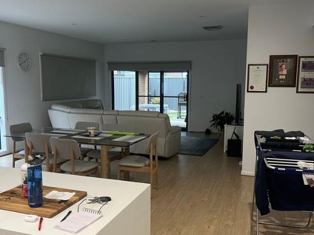 Room for rent in Camerons Creek, Victoria