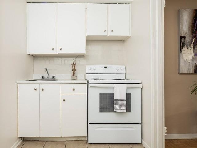 Apartment for rent in Mulhurst Bay, Ontario
