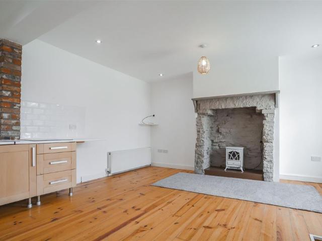 House for rent in Rockliffe, Irwell Vale
