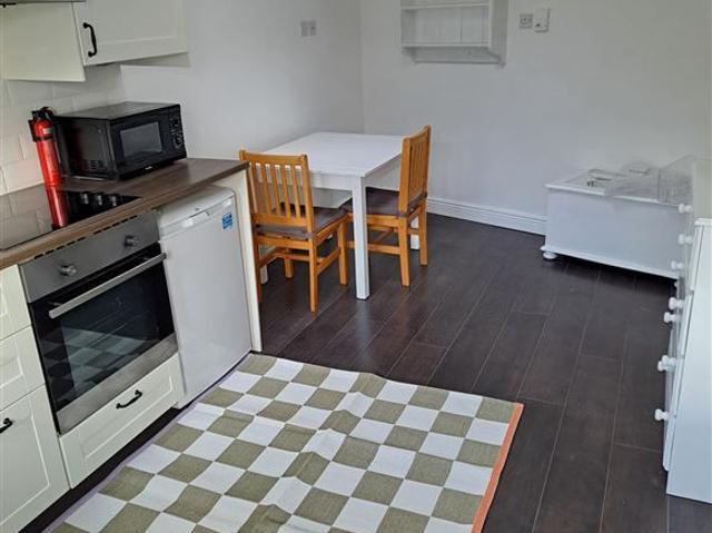 Studio to rent in Blackrock, North Tipperary