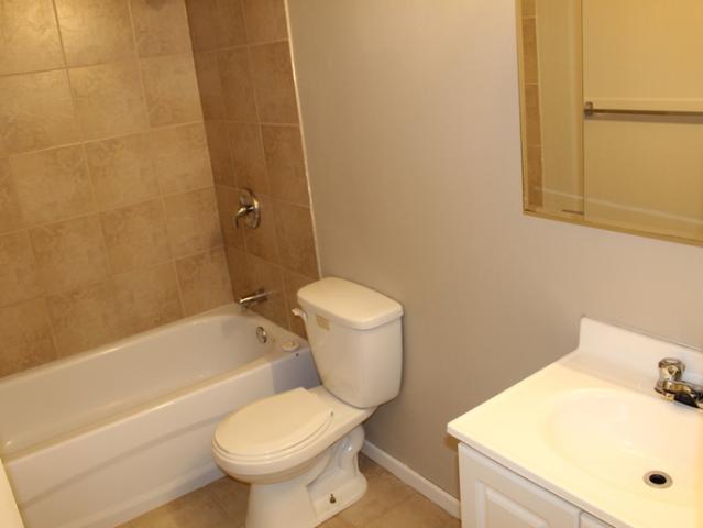 Apartment for rent in Wedgewood, Alberta
