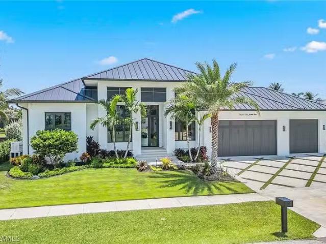 House for rent in Naples