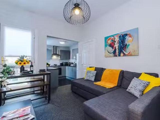 Apartment for rent in Calderstones