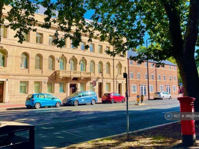 Apartment for rent in City Centre, Doncaster