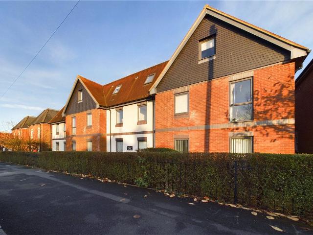 Apartment for rent in Enborne, West Berkshire