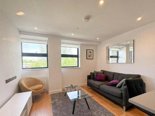 House for sale in Uxbridge, Greater London