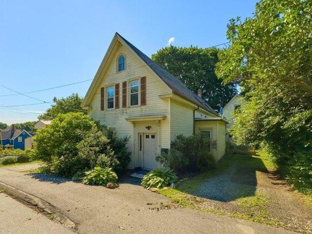 House for sale in Rockland, Maine