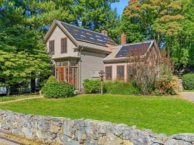 House for sale in Newton Upper Falls, Newton