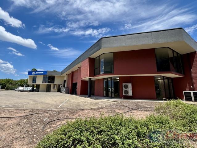 Warehouse for rent in Toombul, Queensland