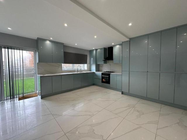 House for rent in Farley Hill, Spring Park