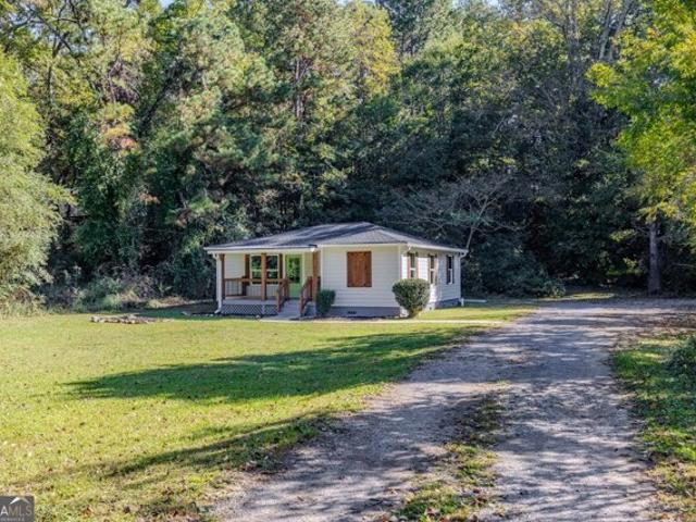 House for sale in Silver Creek, Georgia