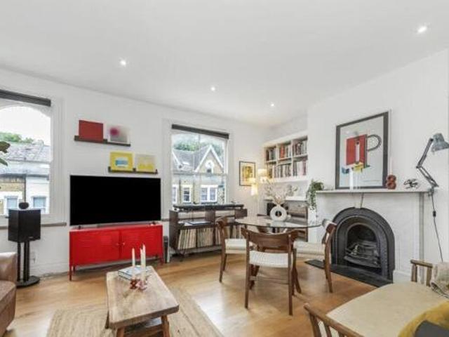 House for rent in Lyons, Greater London