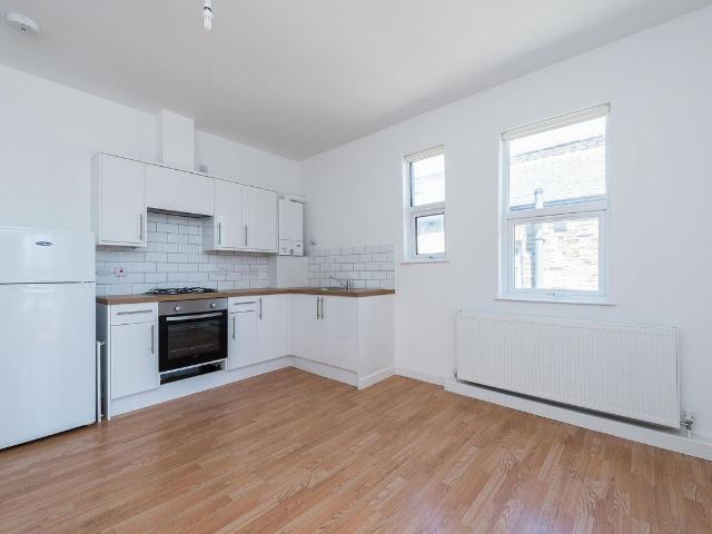 Apartment for rent in Plumstead, Greater London