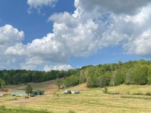 House for sale in Turtletown