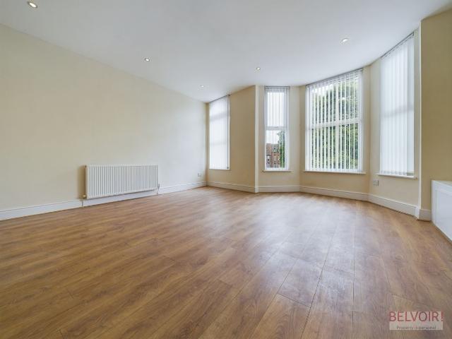 Apartment for rent in Elm Park, Calderstones