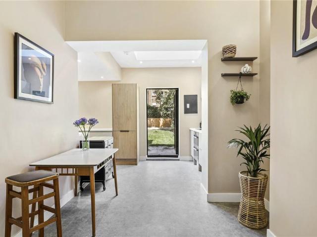 House for rent in London Borough of Islington, Greater London