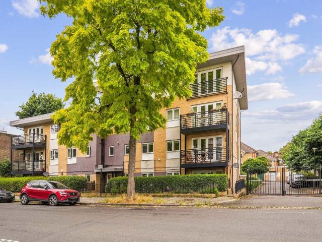 Apartment for rent in Clapham, Greater London