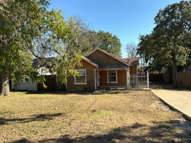 House for sale in Fort Worth, Tarrant County