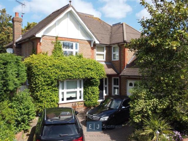 House for rent in Loughton, Epping Forest