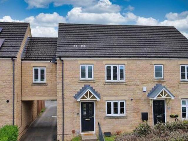 House for sale in Horsforth Vale, Farsley