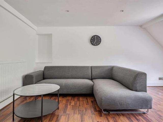 Apartment for rent in Hotwells, Feckenham