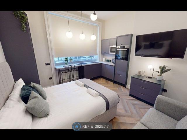 Studio for rent in Chinatown, Calderstones