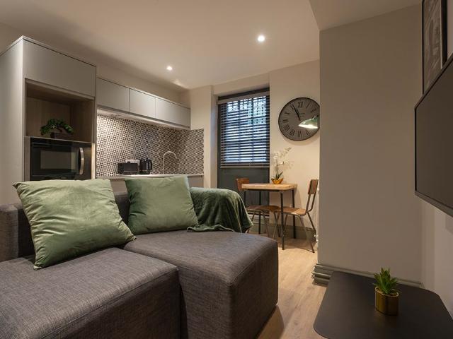 Studio for rent in Knowledge Quarter, Liverpool