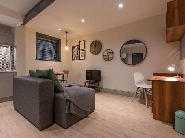Studio for rent in Knowledge Quarter, Liverpool