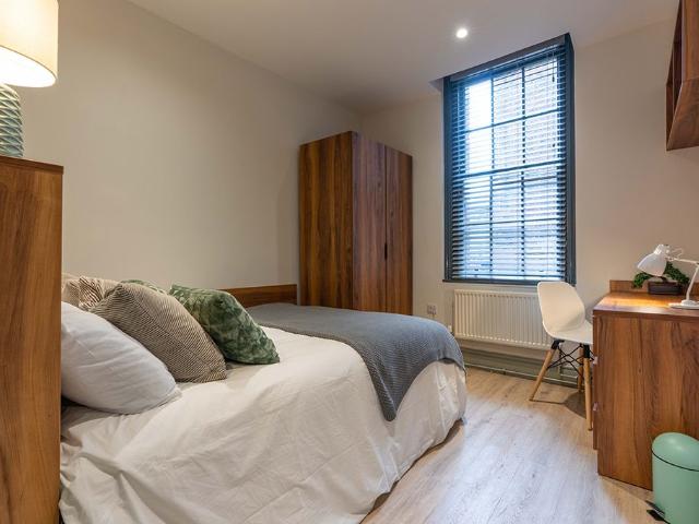 Studio for rent in Knowledge Quarter, Liverpool
