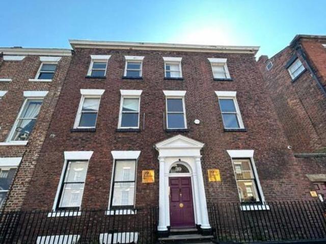House for rent in Calderstones