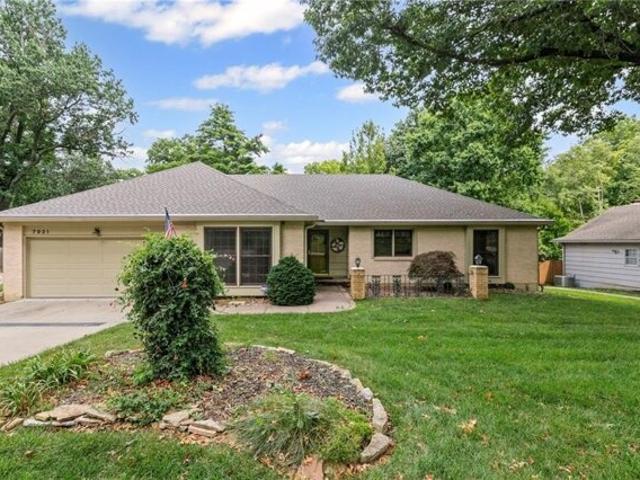 House for sale in Prairie Village