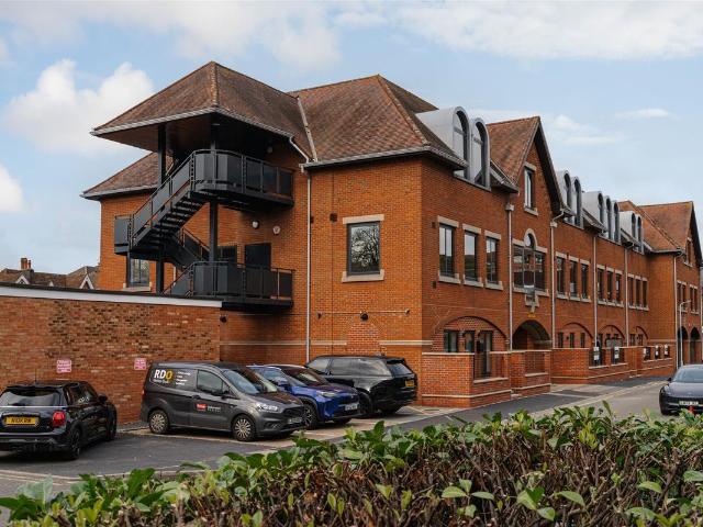 Apartment for rent in South Park, Red Hill