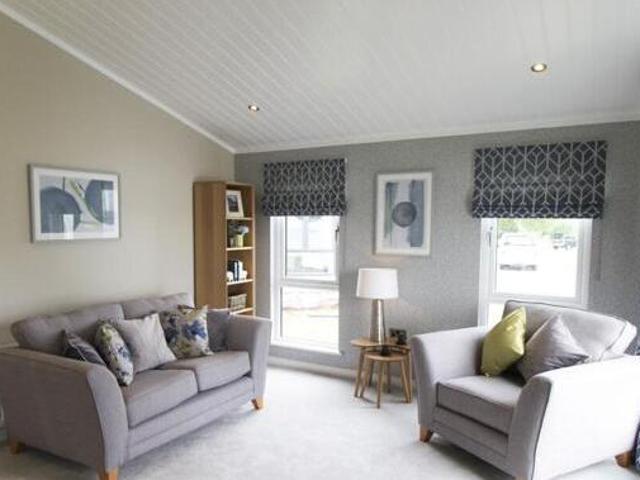 House for sale in High Field, York