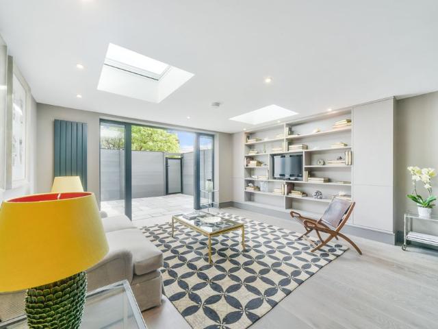 Apartment for rent in London Borough of Wandsworth, Greater London