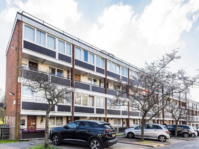 Apartment for rent in Roehampton, Greater London