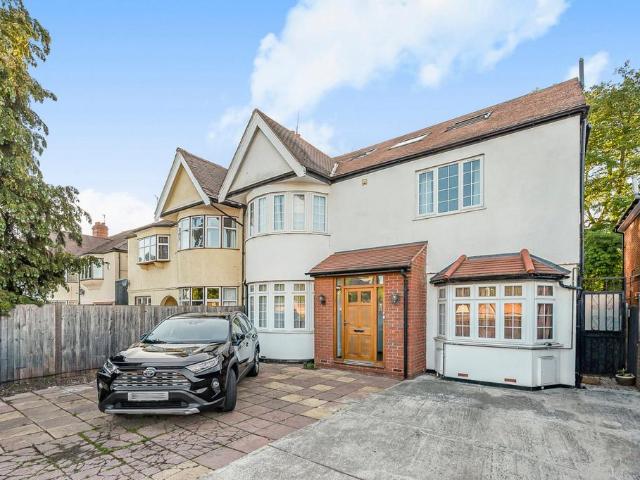 Apartment for rent in Putney Vale, Greater London